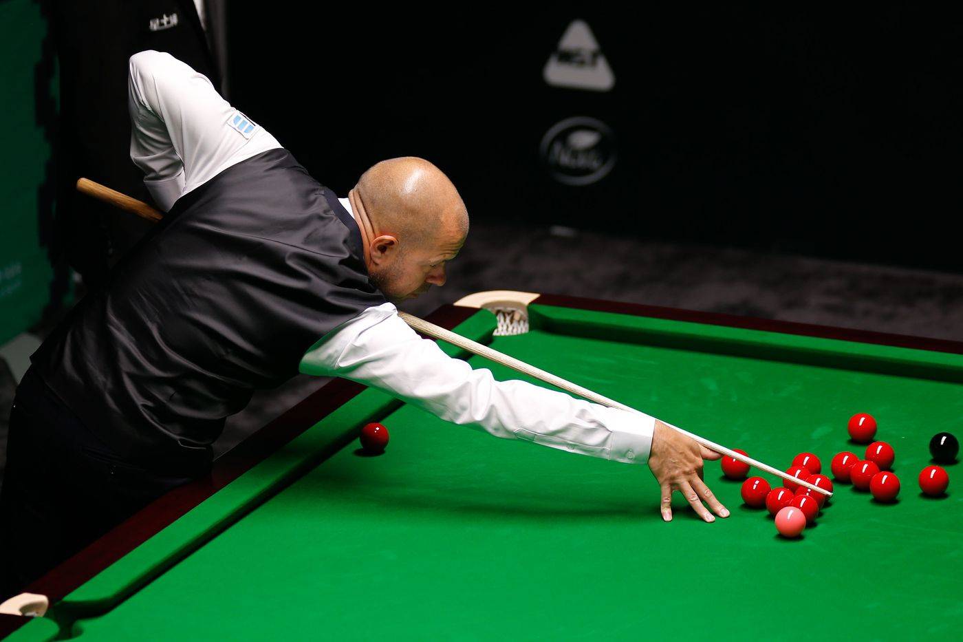 关键配合背 关键配合背