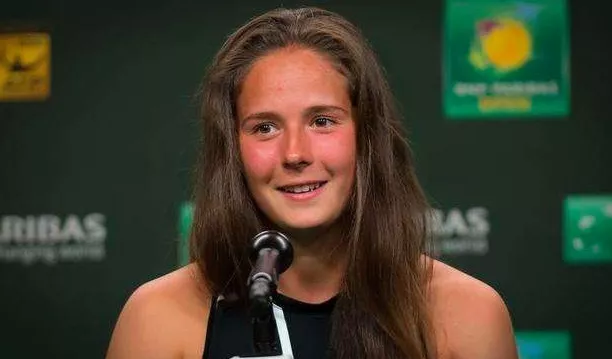 星光璀璨的 星光璀璨的