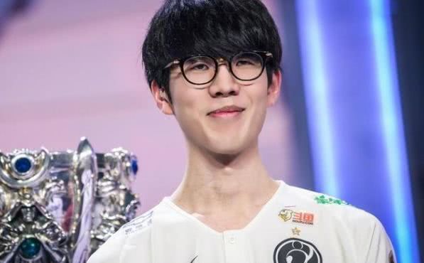 引进年轻且 引进年轻且