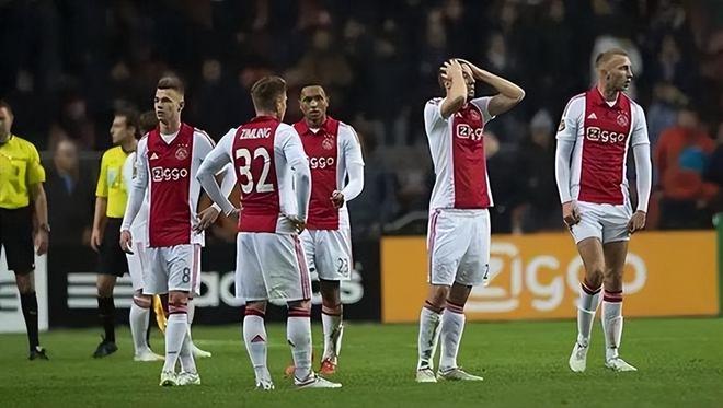 场比赛里的 场比赛里的