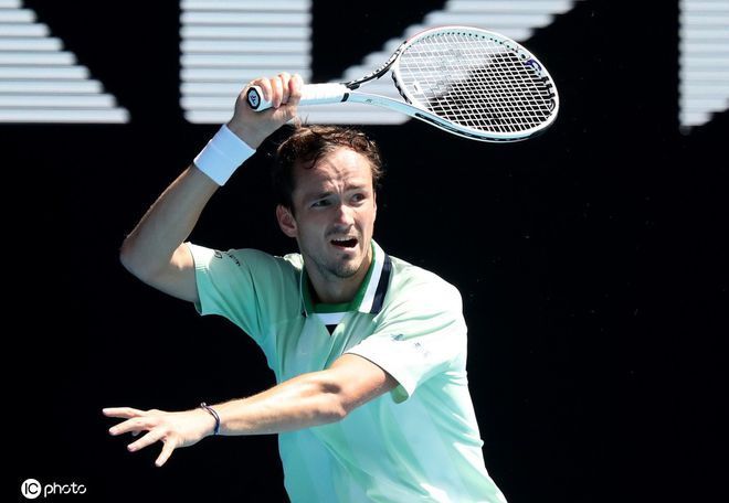 局与三下注 局与三下注